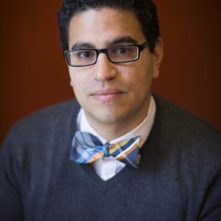 In April 2019, Meadville Lombard Theological School, the UU seminary in Chicago, named Elias Ortega-Aponte its next president. 