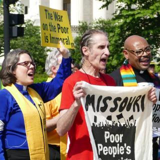 Interfaith activists, including UUA President Susan Frederick-Gray marched in the first day of the Poor People’s Campaign 40 Days of Action in Washington, D.C., where they were arrested by U.S. Capitol Police for blocking a road.